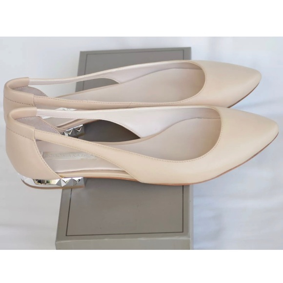 NWB BCBG Studded Heel Flat Beige US9M EU39 Orig225 - Picture 5 of 9